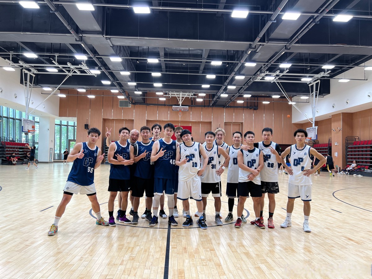 学校篮球队训练受伤谁负责_0